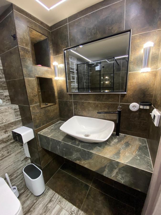 Vхаті Apartman Szlavszke Kültér fotó